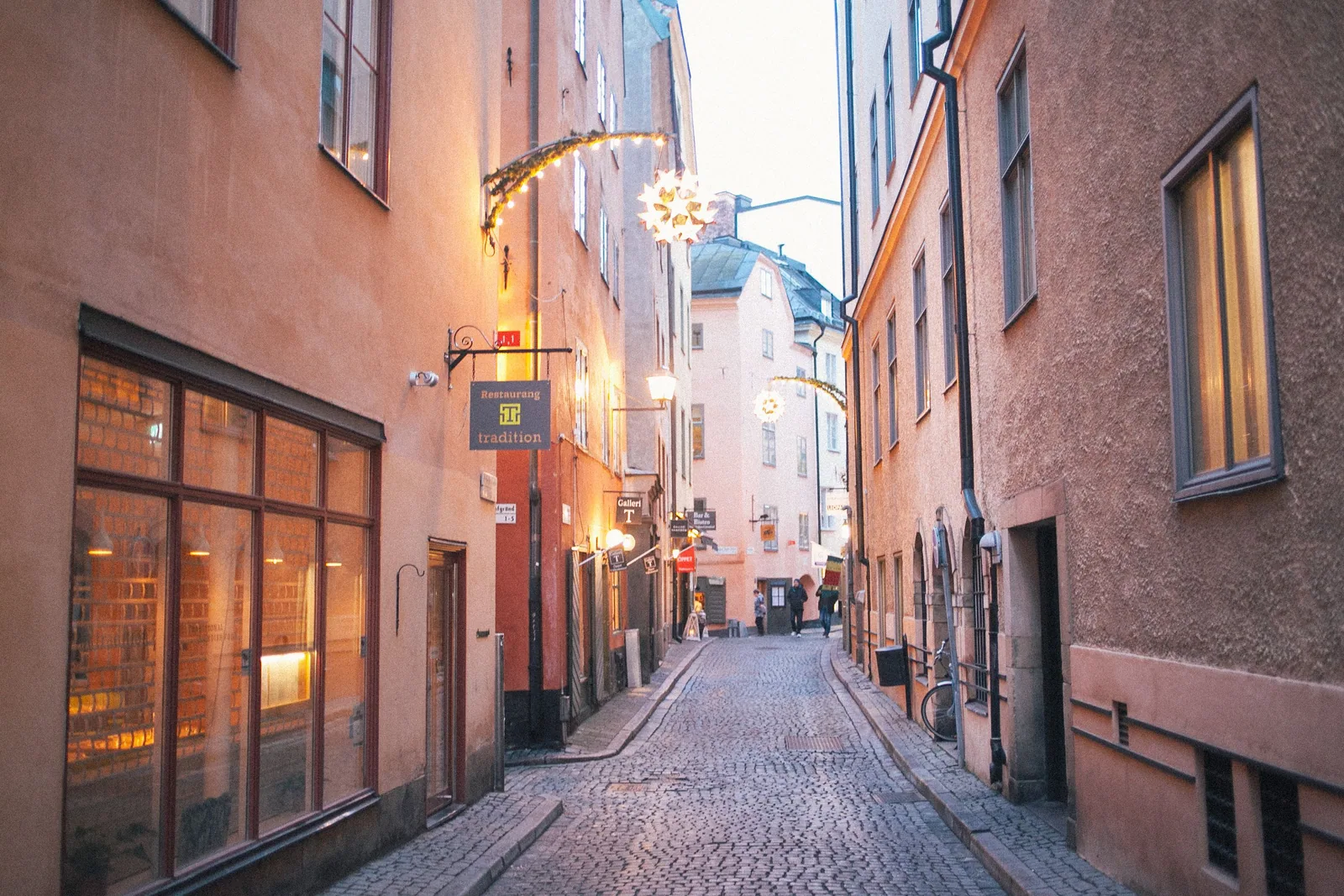 Var ska första dejten vara? En guide för mogna Stockholmare