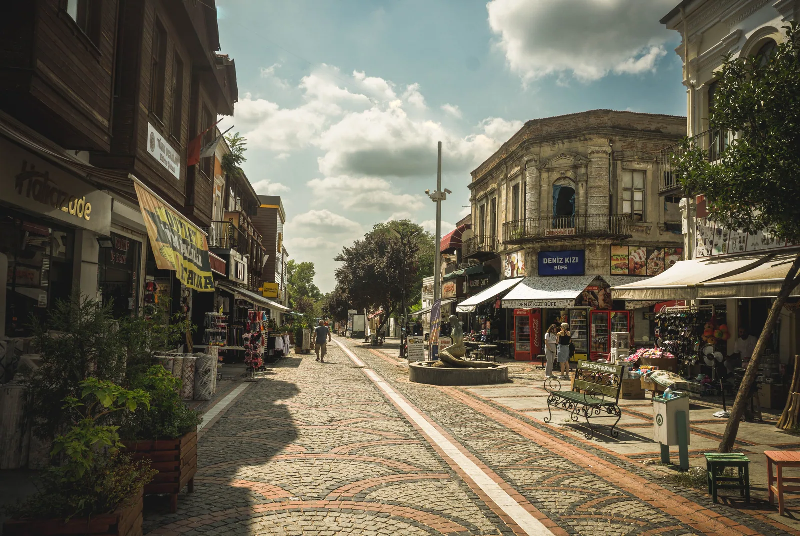Istanbul Kadıköy: den asiatiska sidan som få svenskar upptäcker